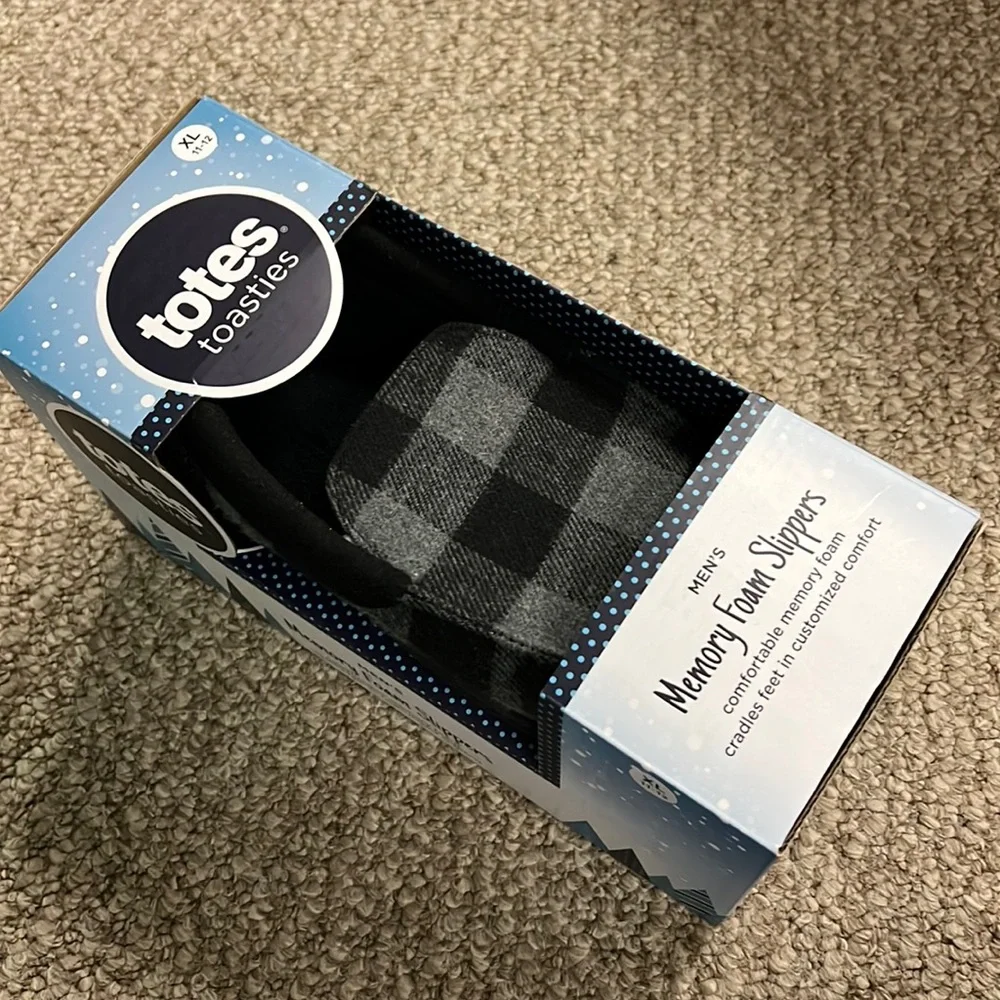 NIB Totes Toasties Men's Gray/Grey Buffalo Checker Memory Foam Slippers XL 11-12